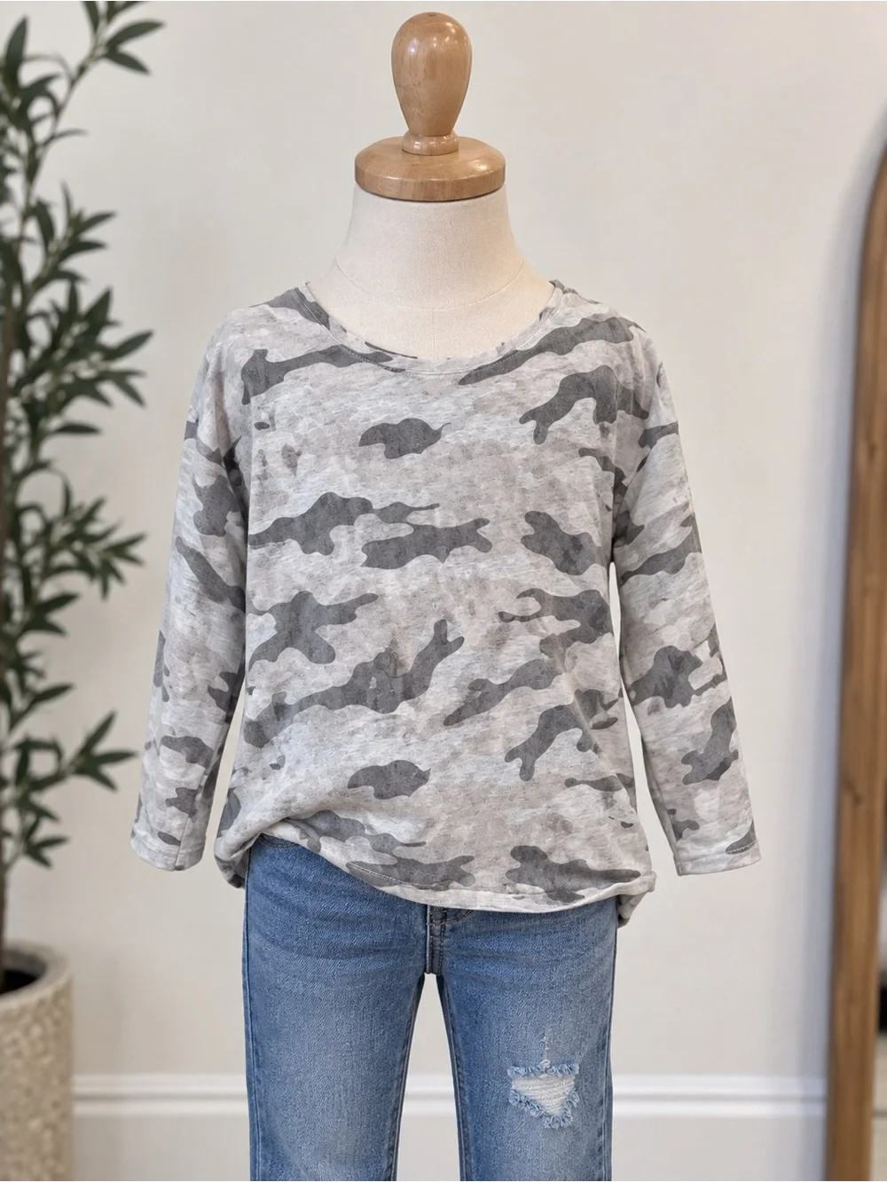 Children’s Old Navy Gray Camo Long Sleeve Tee